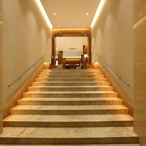 Hotel Crystal Plaza Kochi